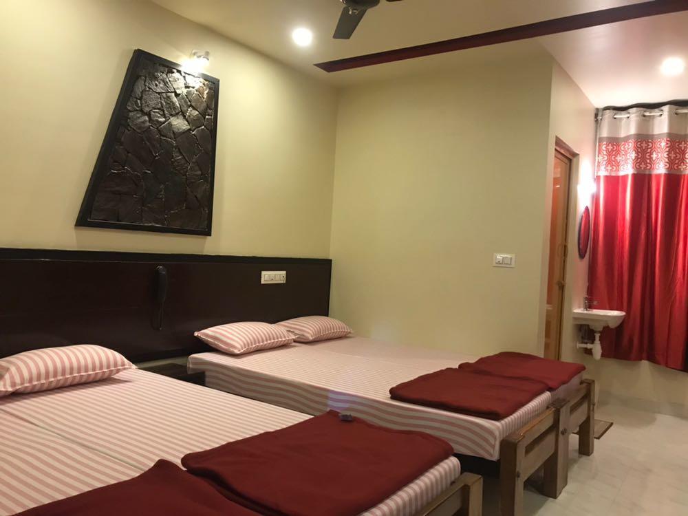 Galaxy Lodge Chikmagalur Exterior photo