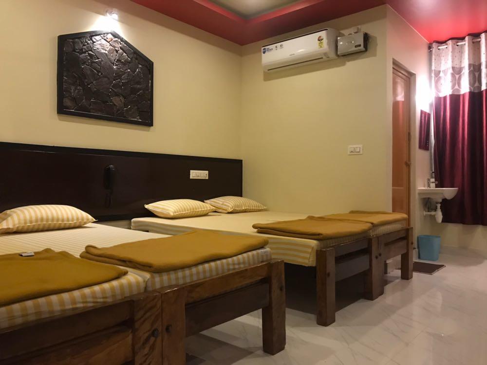 Galaxy Lodge Chikmagalur Exterior photo