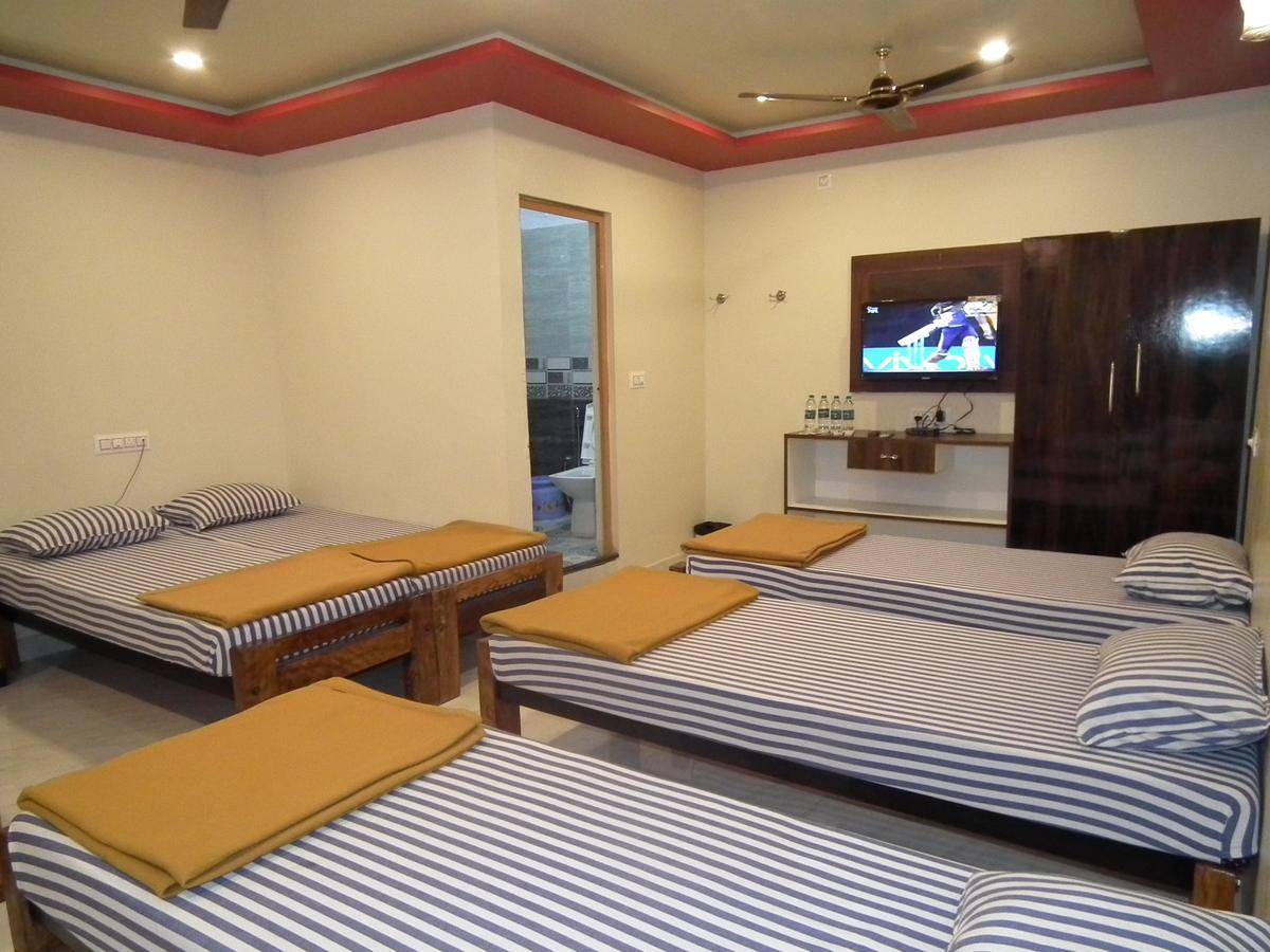 Galaxy Lodge Chikmagalur Exterior photo