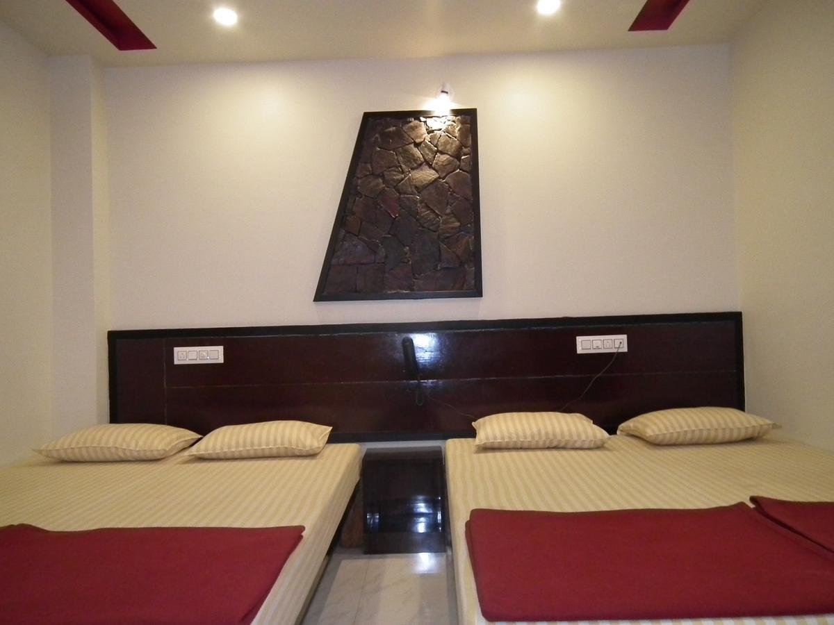 Galaxy Lodge Chikmagalur Exterior photo